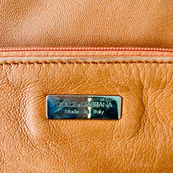 Dolce & Gabbana vintage tote with attached pouch - Picture 2 of 6